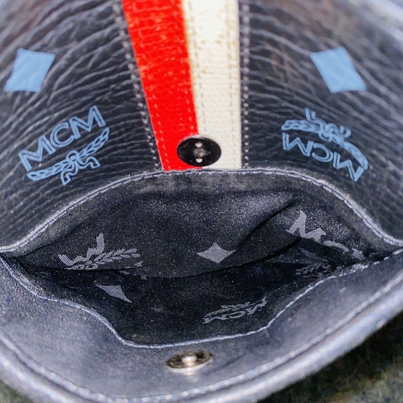 Sold!!Authentic MCM crossbody bag - Picture 7 of 9